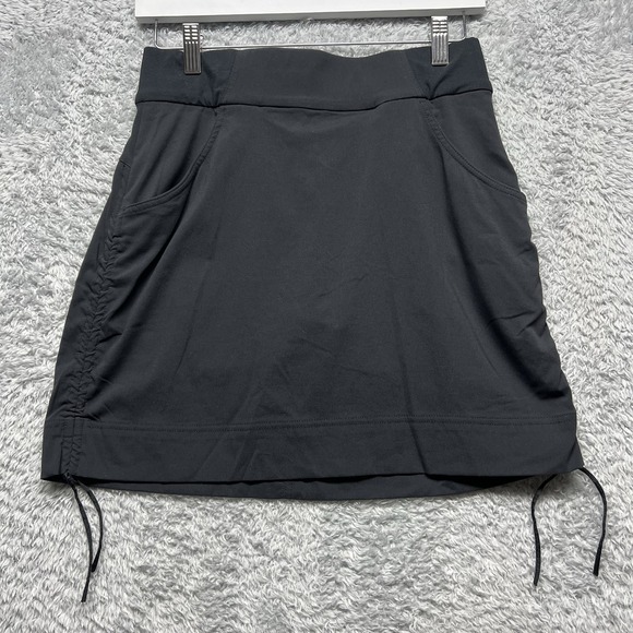 Columbia Pants - Columbia Skort Womens Small Black Omni Shield Advanced Repellency Hiking Trails